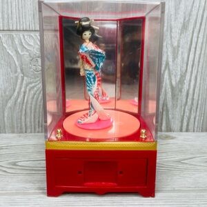 Rare Vintage retro musical jewelry box Lady Mate Japan spinning music box